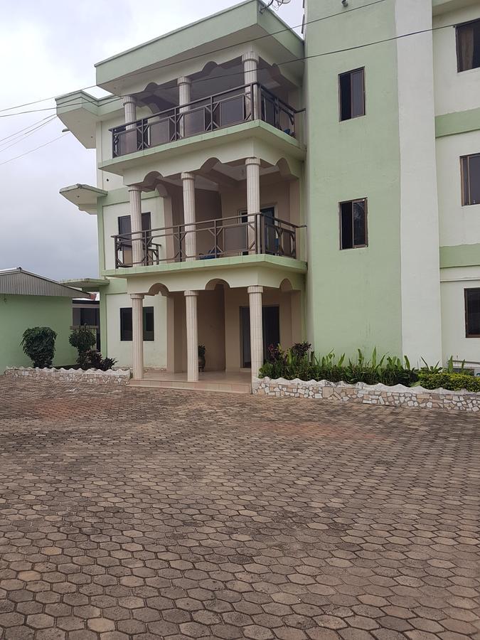 Ideas Hotel Sunyani Exterior foto